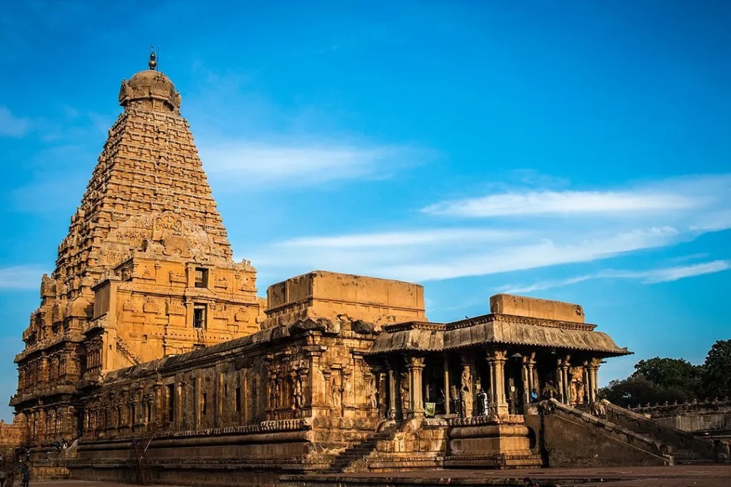 Brihadeeswara Temple - Thanjavur